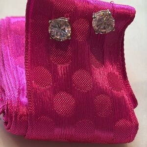 NWOT 925 Sterling Silver Round pink CZ Earrings Stud- 925 stamped